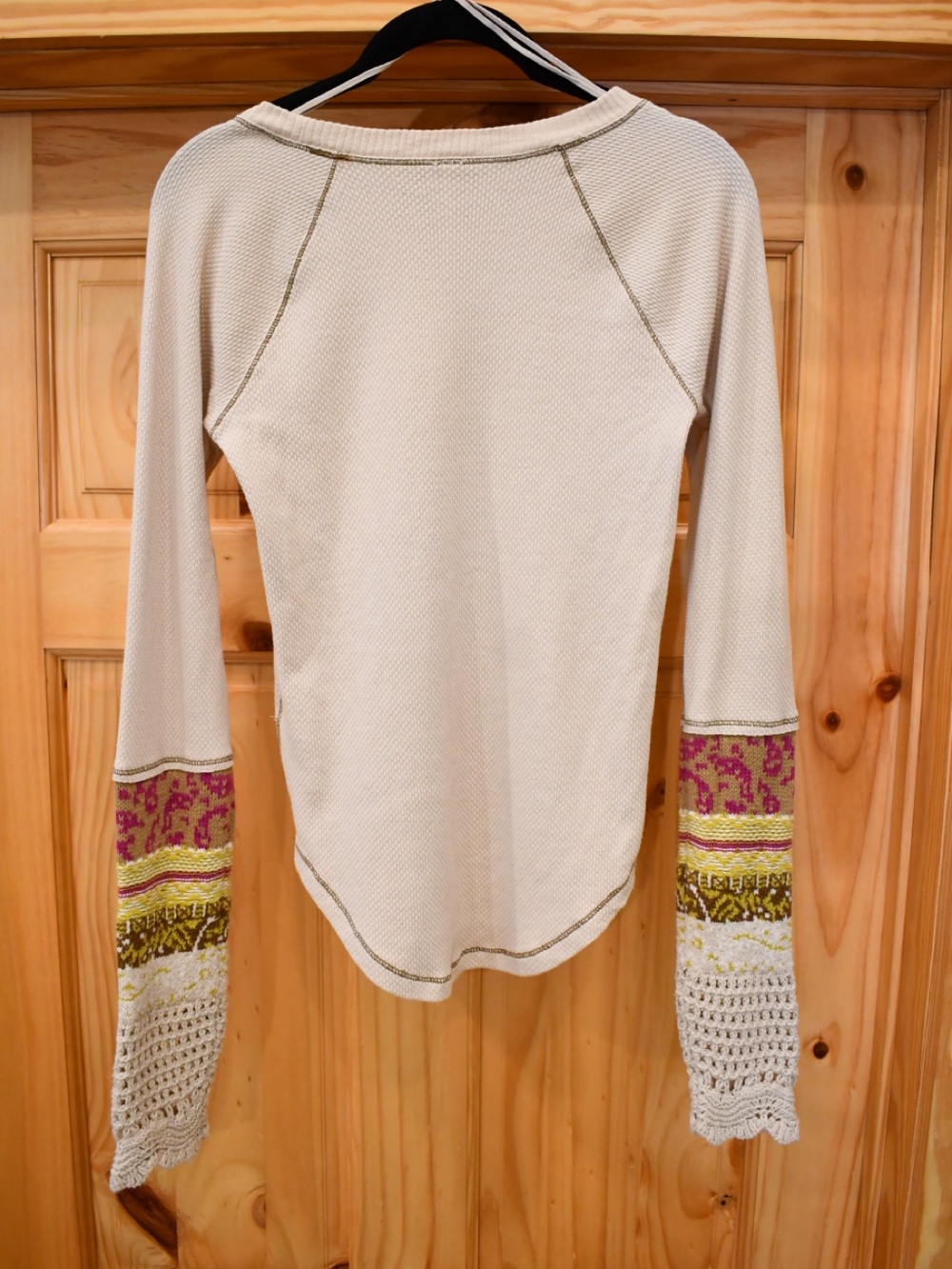 Free People In The Mix Cuff Long Sleeve Knit Top w/ Embroidered Crochet Cuffs M - Picture 9 of 12
